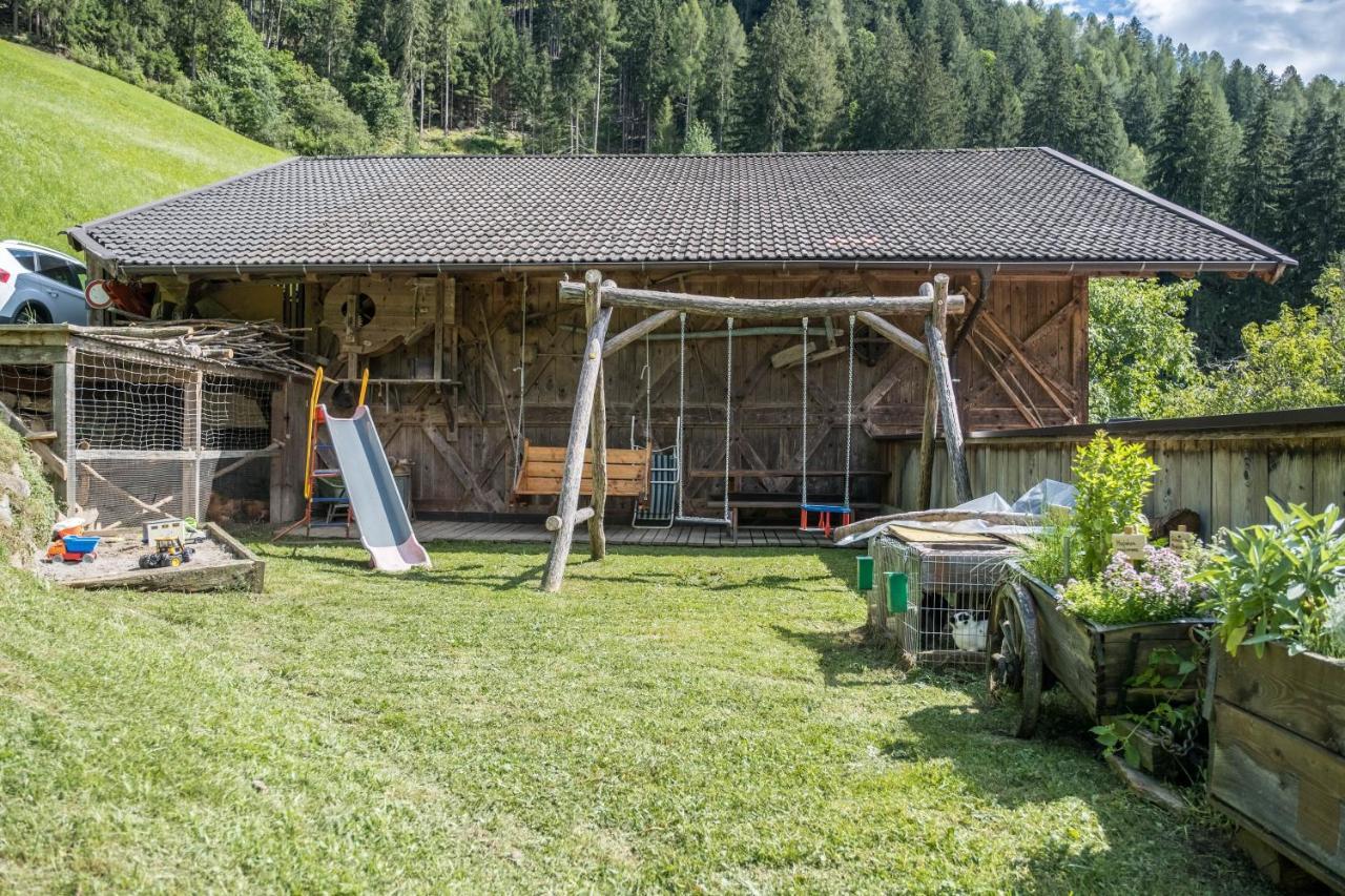 Hofschenke Pfeiftal - Bergwiese San Martino In Passiria  ภายนอก รูปภาพ